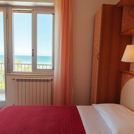 Hotel Perrozzi Vasto Rum bild